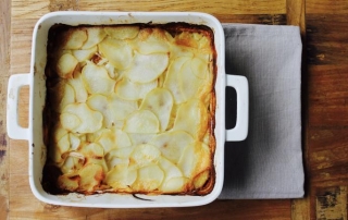 Simple French onion potato bake