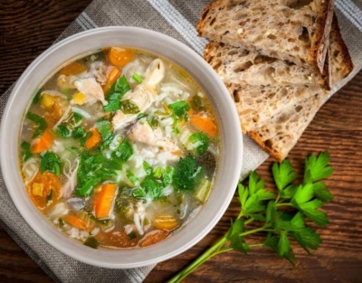 Slow Cooker Chicken and Veggie Soup | Dinner Ideas | Recipe | Kidspot