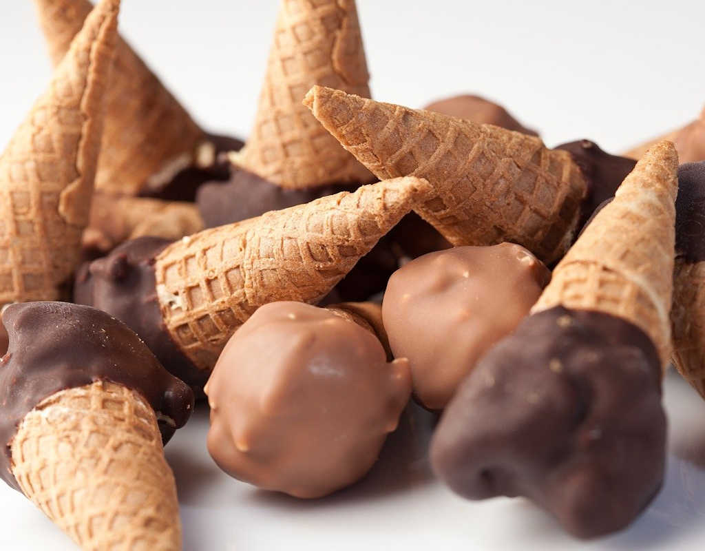 Cherry And Vanilla Choc Tops