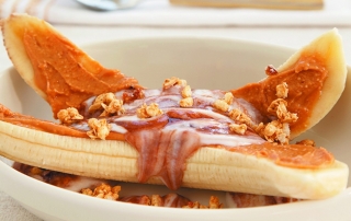 Peanut butter-banana boat dessert