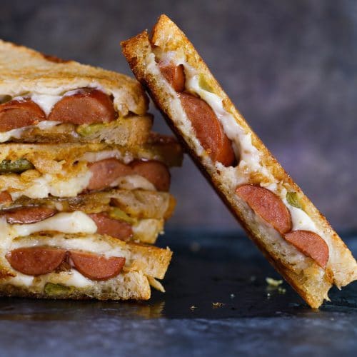 Hot dog and eggwiches