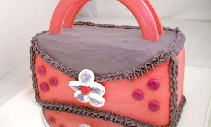 A Step by Step Guide To Make Your Own Designer Handbag Cake, Planet Cake