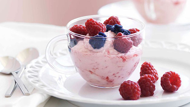 Berry fools