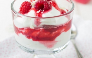 Berry ripple cream