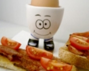 Egg men with crispy bacon toasts