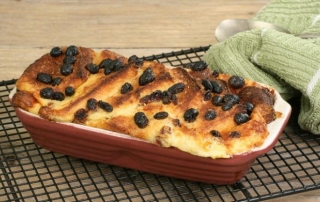 Fruit bread & butter pudding