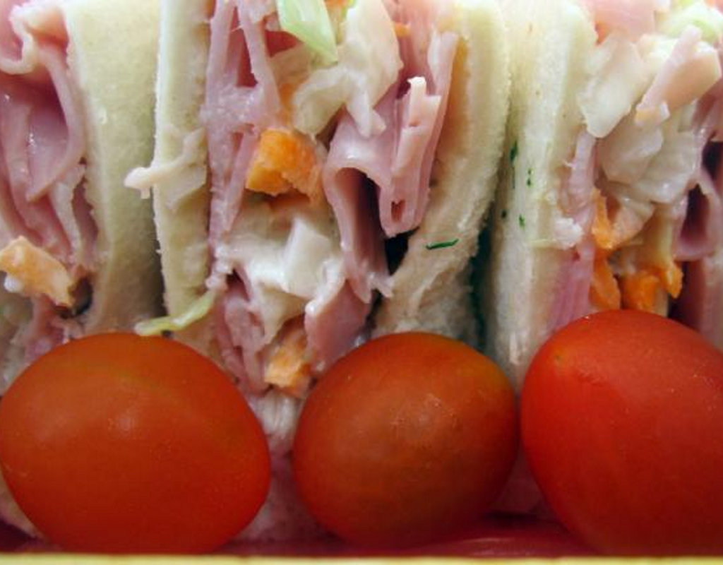 Ham coleslaw sandwich recipe