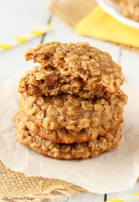 Banana-oat cookies