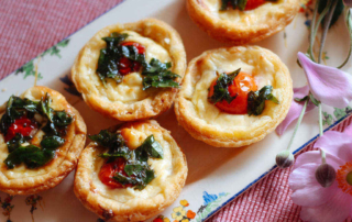 mini tarts with tomato and basil
