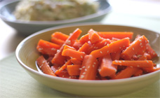 Honey sesame carrots