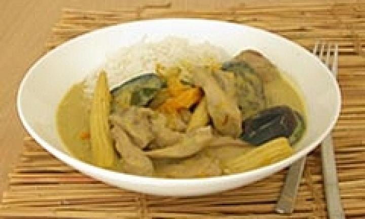 Green chicken curry
