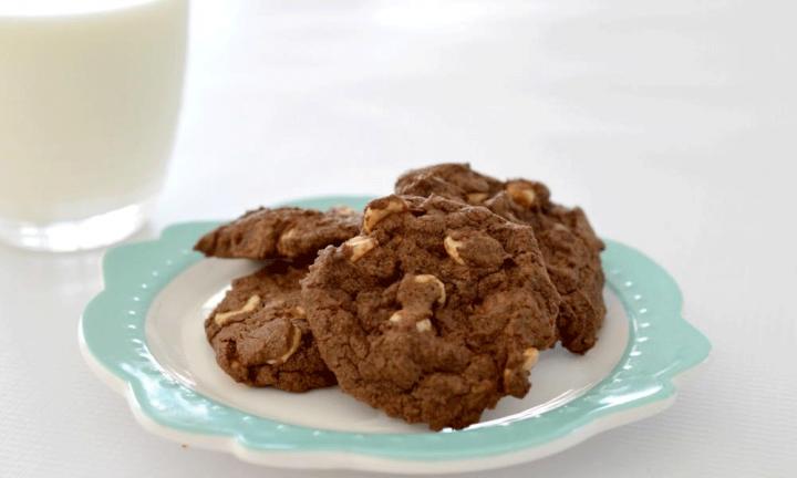 Double chocolate biscuits
