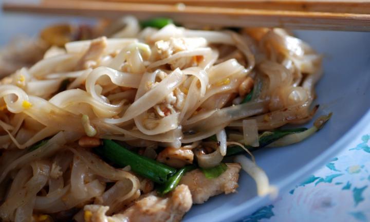 Asian chicken noodles