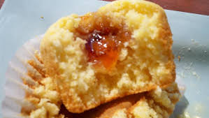 Jam-filled muffins