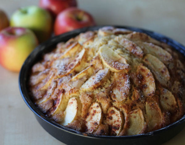 Apple teacake