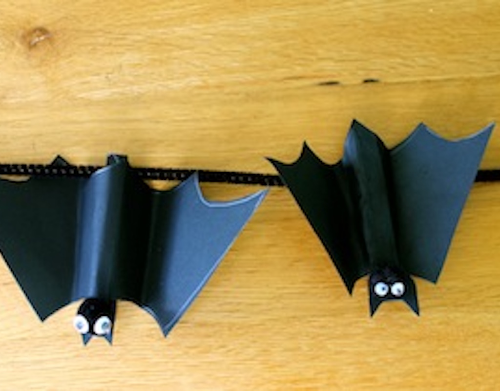 halloween peg bats