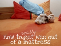 How to clean wee-stained mattresses