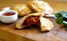 Easy bolognese pies