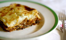 Sausage and spinach lasagne