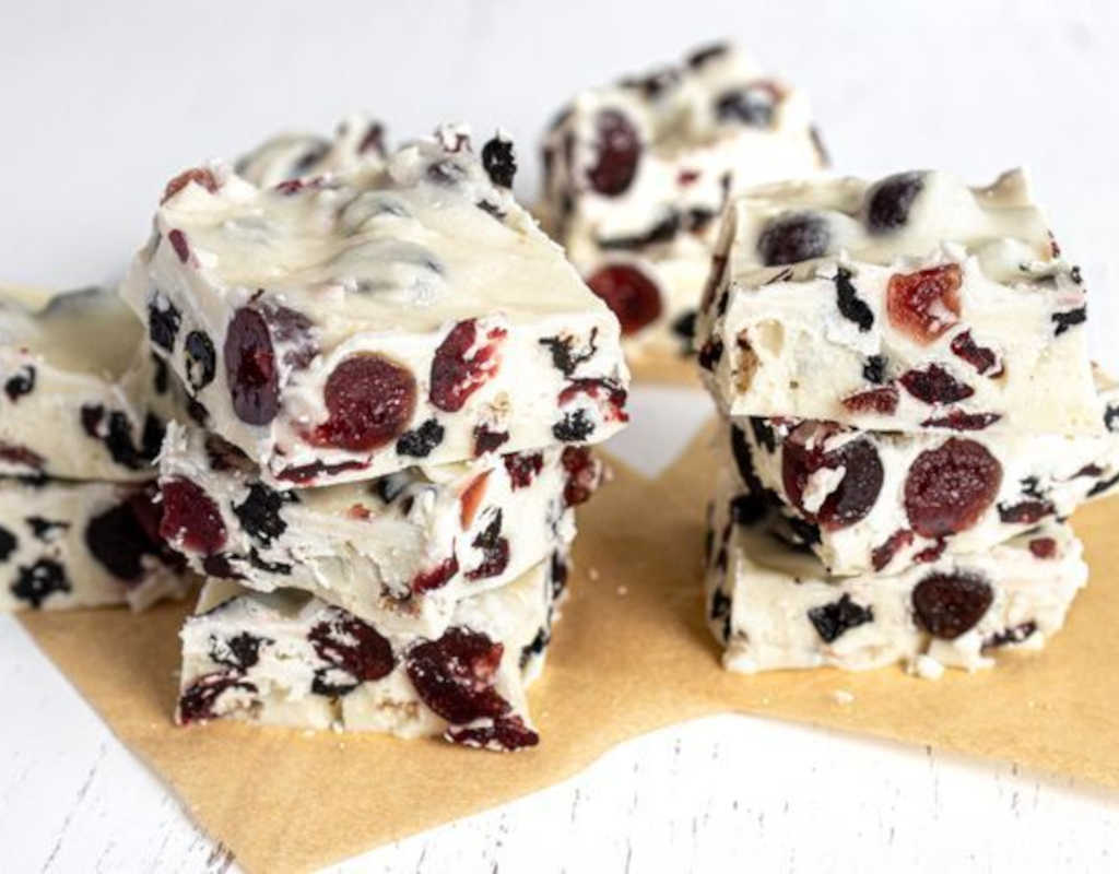 White Christmas fudge