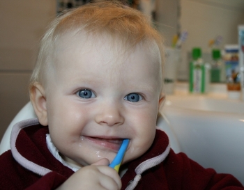 caring for baby teeth