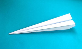 Make a dart paper plane on Kidspot