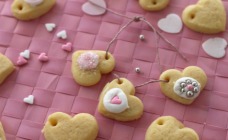 Valentines Day cookie bracelets