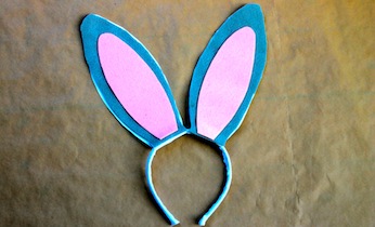 Homemade bunny ears headband on Kidspot