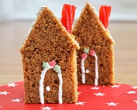 No-bake gingerbread house