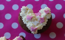 Valentines Day heart-shaped cupcakes