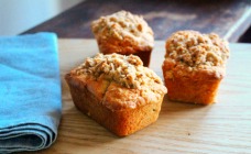 Wholemeal Apple Crumble Loaves