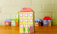 Pop-up paper apartment block with free printable