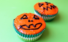 Halloween JackoLantern cupcakes