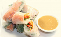 Vegetable rice paper rolls with light satay sauce
