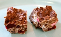 Yummy rocky road recipe for kids on Kidspot