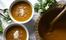 Spiced pumpkin and coconut soup