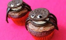 Oreo spider cupcakes on Kidspot