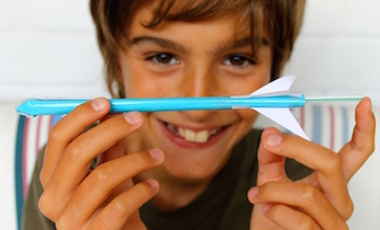 Straw rockets with free printable on Kidspot