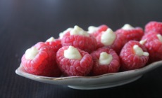 White chocolate raspberries