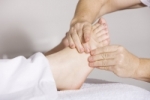 Acupressure, shiatsu and reflexology for labour