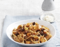 pappardelle with red wine
