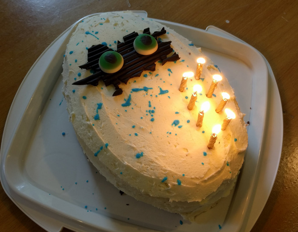 Hatchimals Inspired Egg Cake Birthdays Party Food Recipe Kidspot