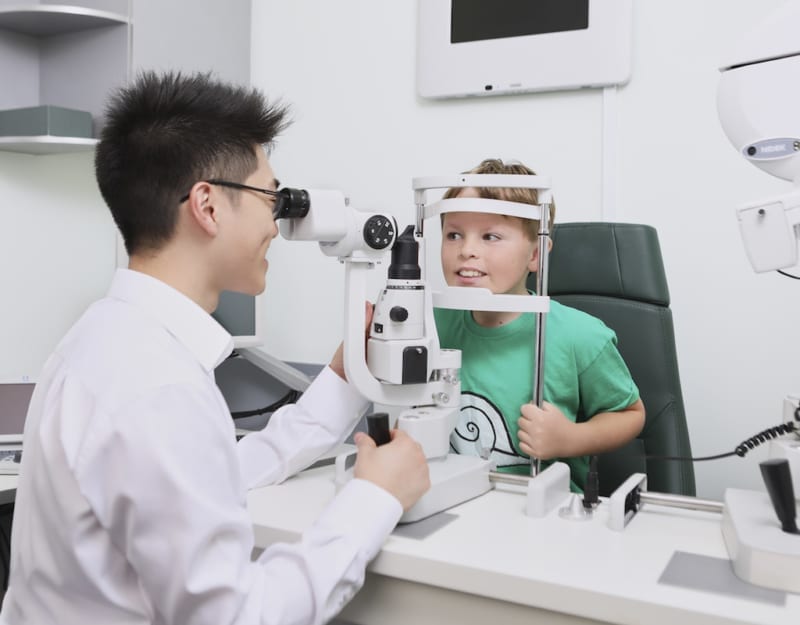 specsavers eye tests