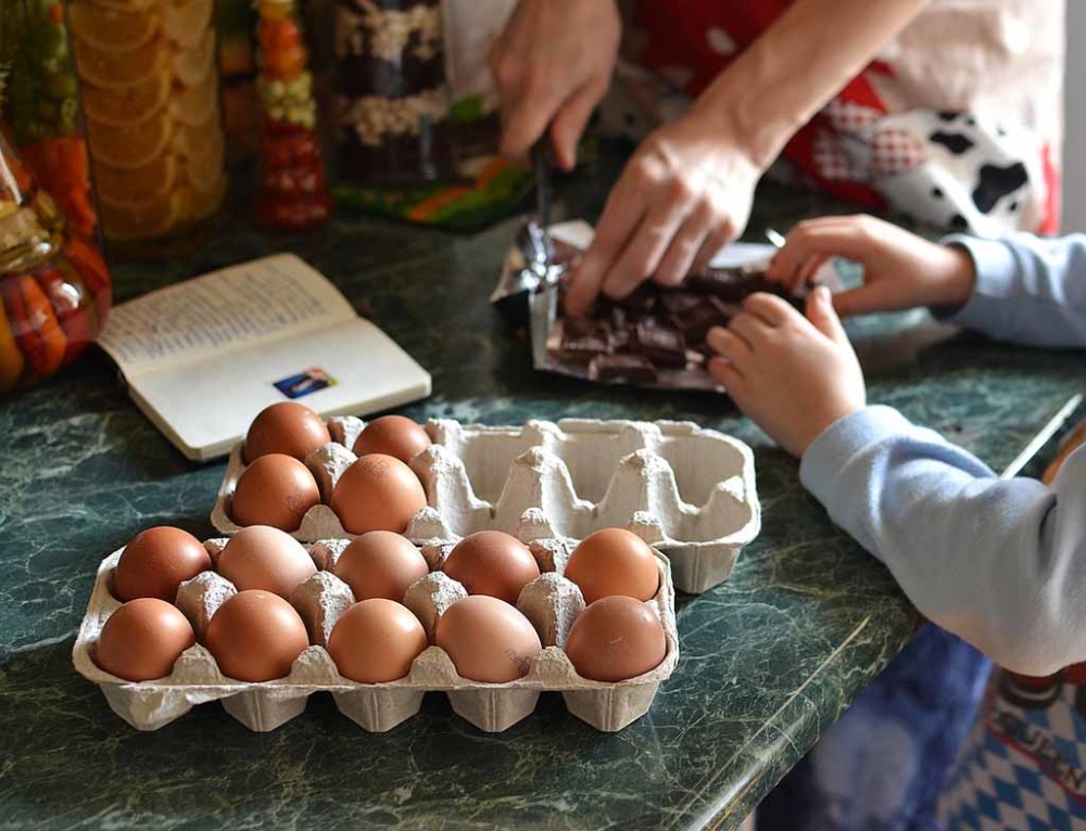 Top Tips for Teaching Kids About Food Safety