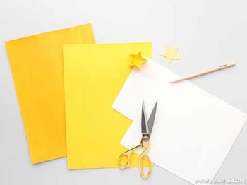 How to make your own star bright wall hanging