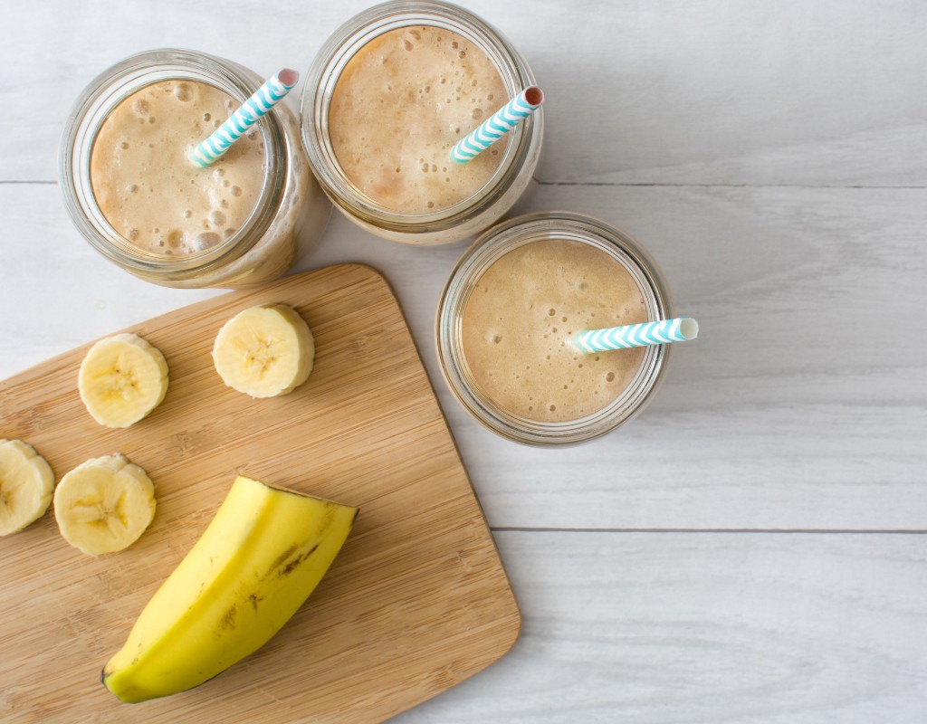 Date and Banana smoothie