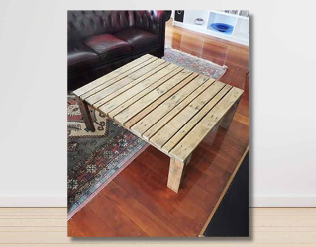 Make A Stunning Pallet Coffee Table