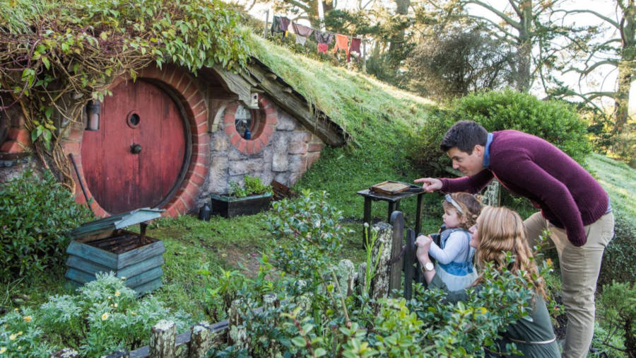 Hobbiton Movie Set