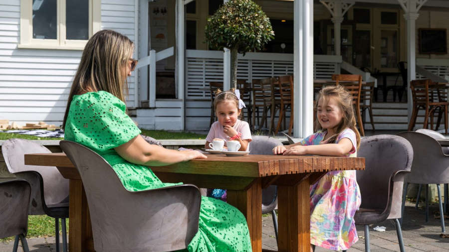 Family-friendly dining in the Waikato