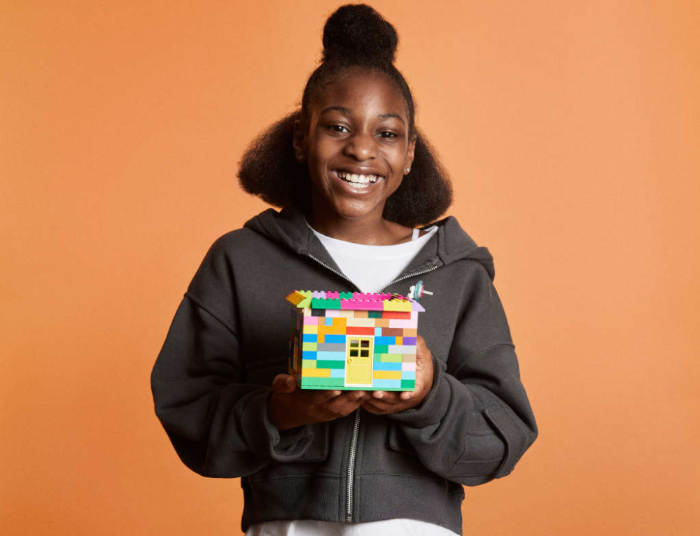 Fostering creative confidence in girls with LEGO